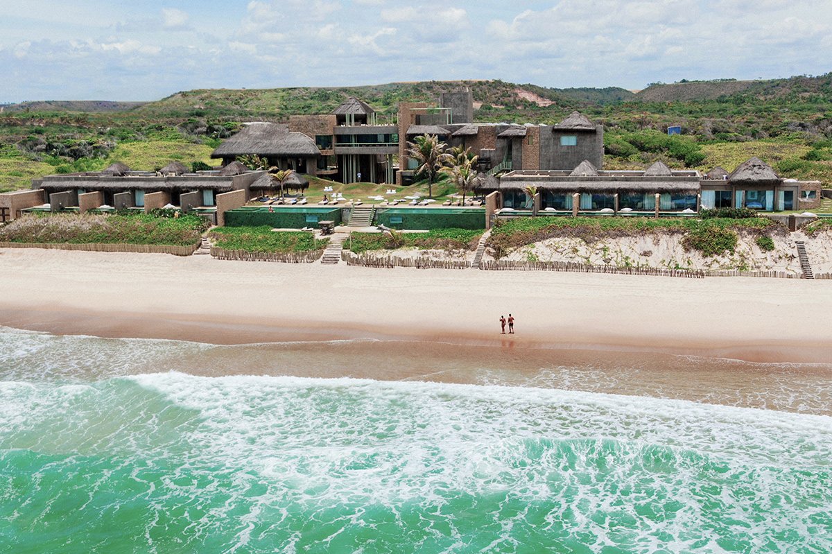 Luxury Private Beaches in Brazil: The New Definition of Quiet Luxury 8 Kenoa Exclusive Beach Spa & Resort in Barra de São Miguel