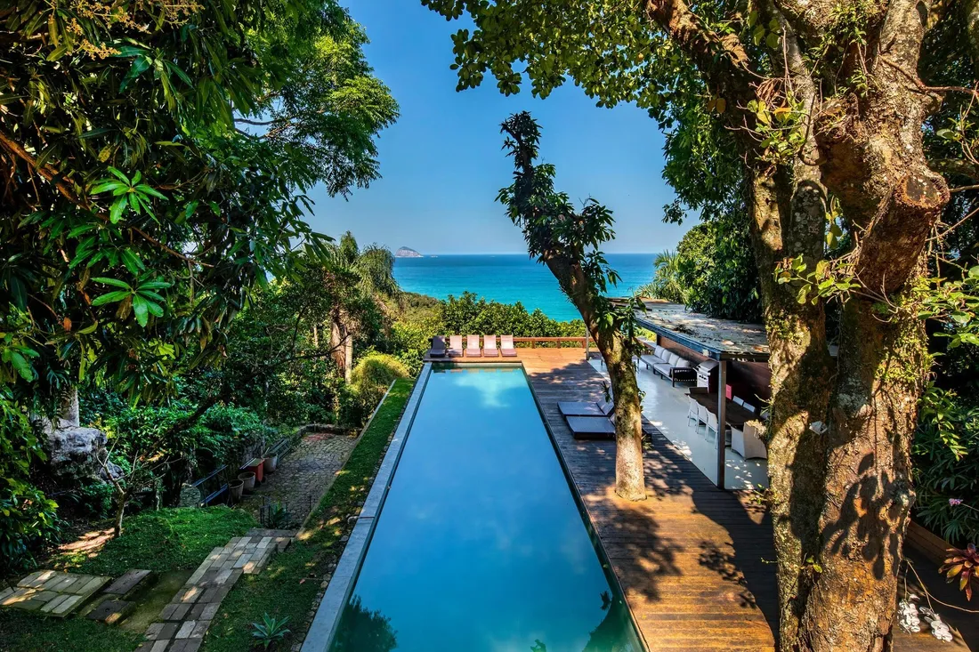 Private Villas in Brazil: The Hidden Language of Luxury and Privacy 2 Private Villas Rio de Janeiro