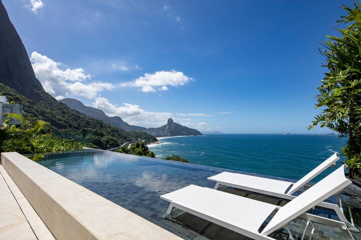 Private villa terrace in Rio de Janeiro set for a Carnival celebration with samba performers